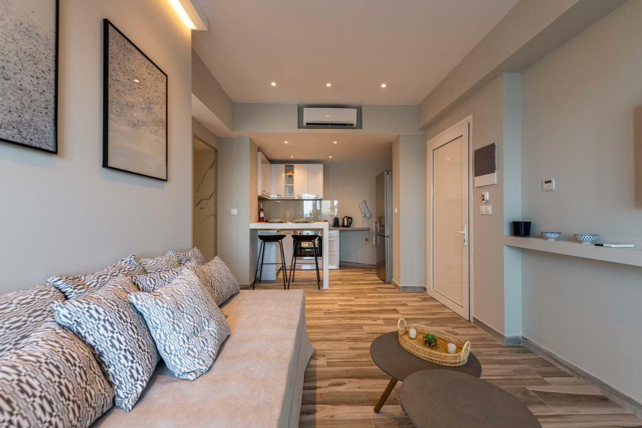 Valtes Luxurious Apartments Букари Екстериор снимка
